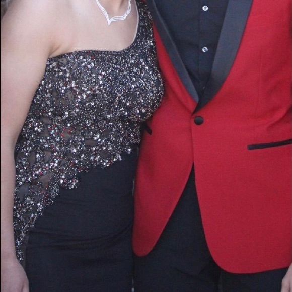 Prom Dress - Picture 2 of 5